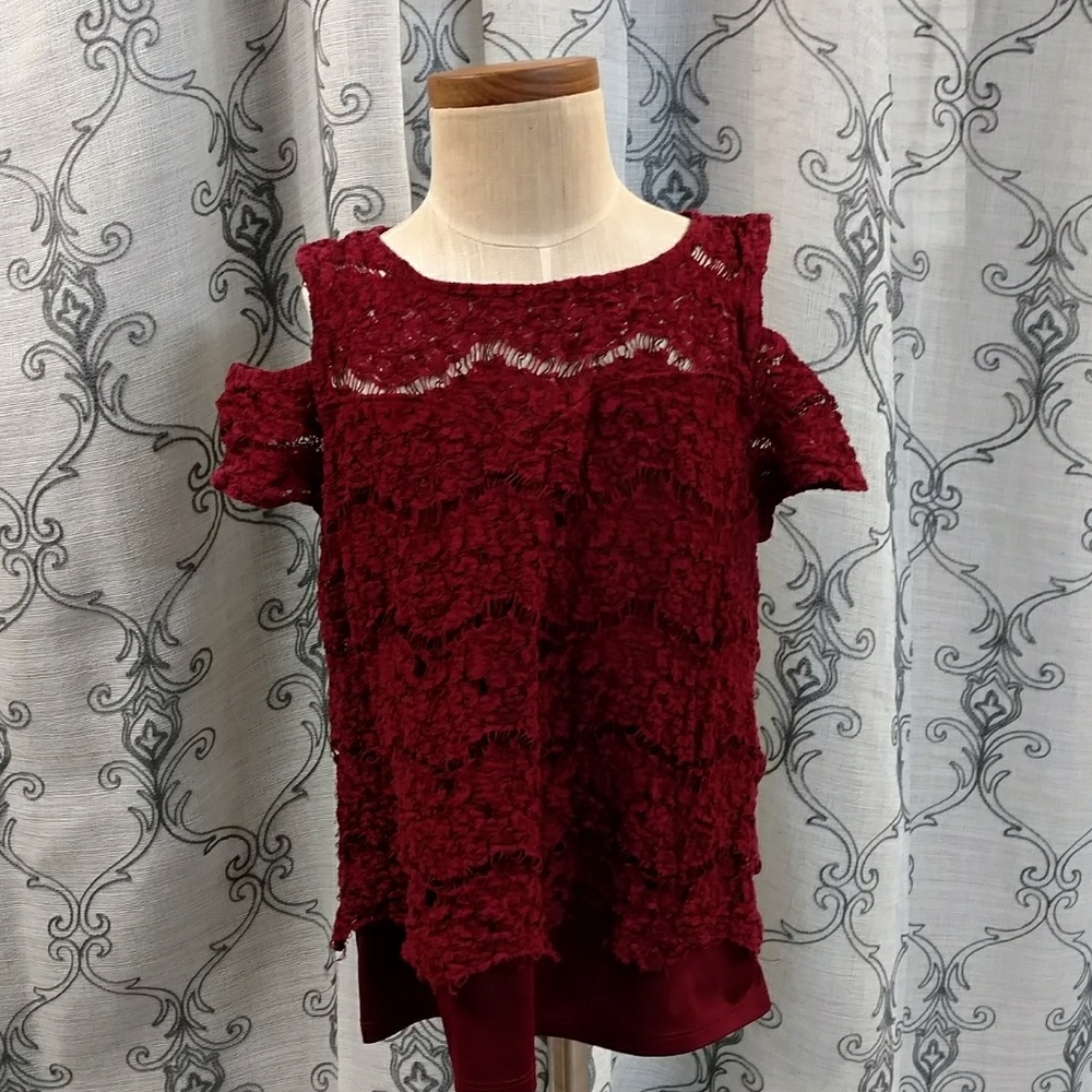 Red, cut out shoulder blouse